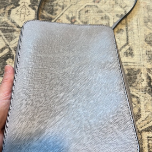 Michael kors purse - Picture 6 of 9